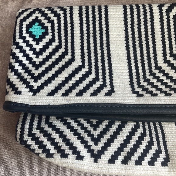 Sophie Anderson Camille Navy Green Natural Clutch - Picture 5 of 15